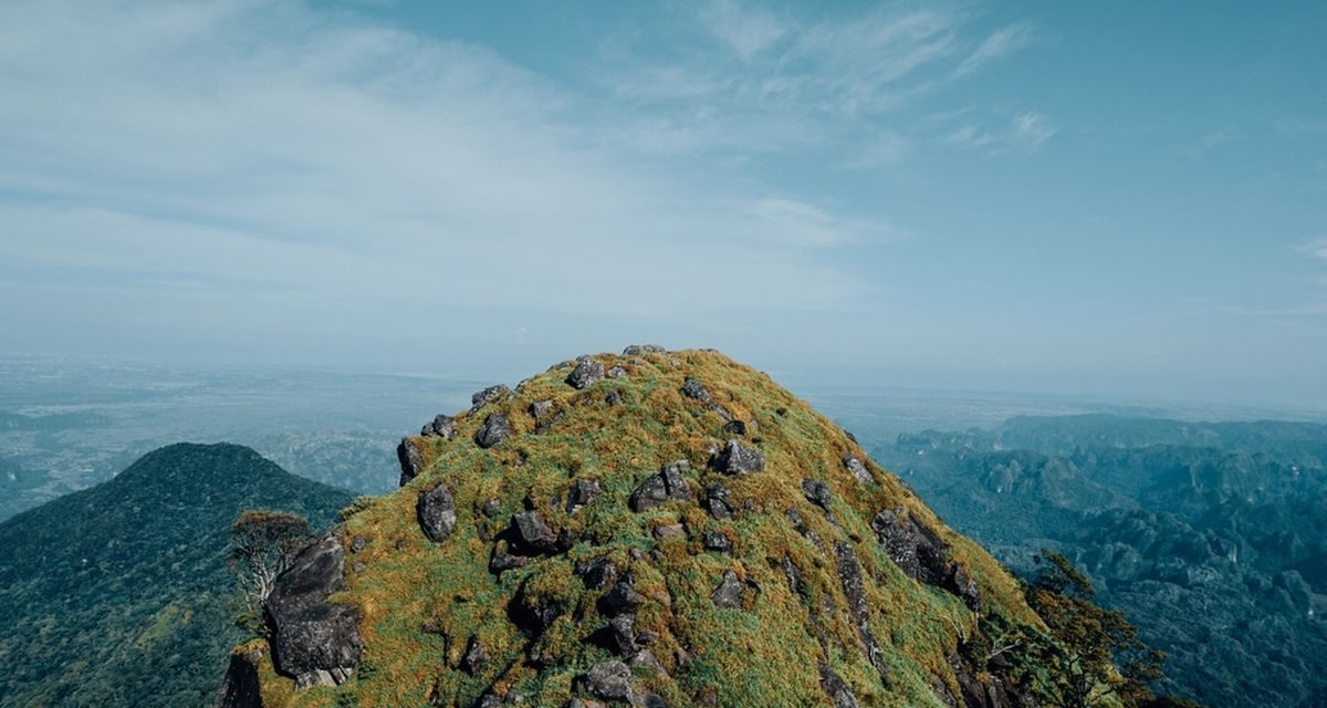 Sisi Lain Gunung Bulusaraung: Lokasi Tragedi ATR 42-500