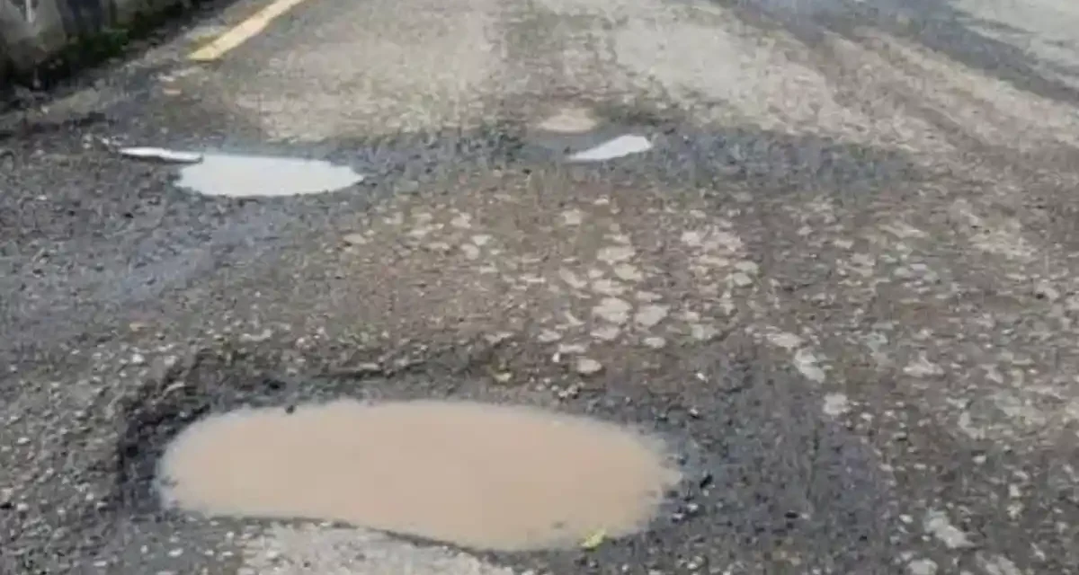 Jalan Berlubang, Ancaman Nyata Bagi Keselamatan Berkendara