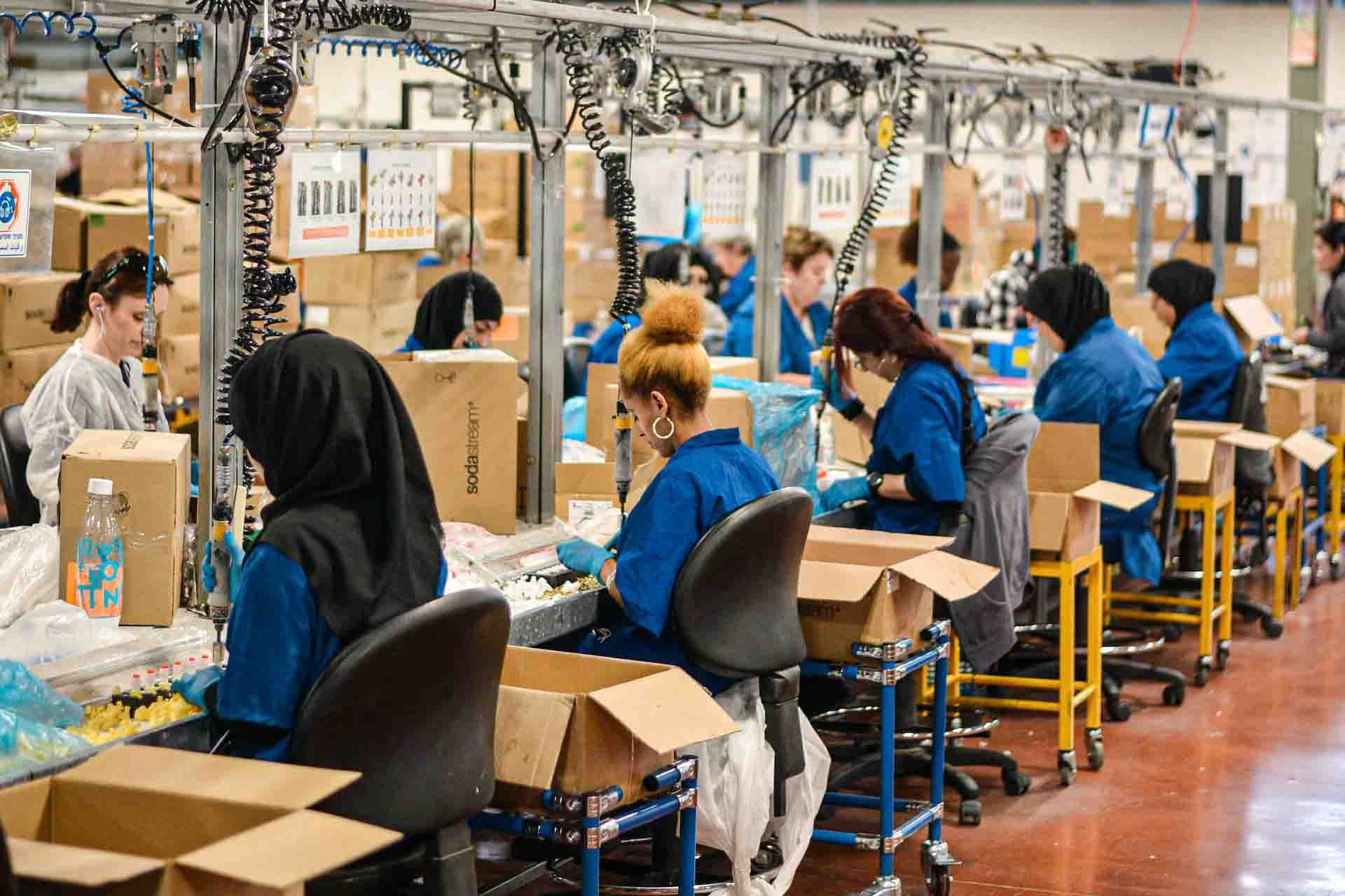 Indonesia Darurat Lembur: Kerja Lebih, Cuan Kurang