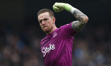Jejak Karier Jordan Pickford Si Kiper Impersif Everton