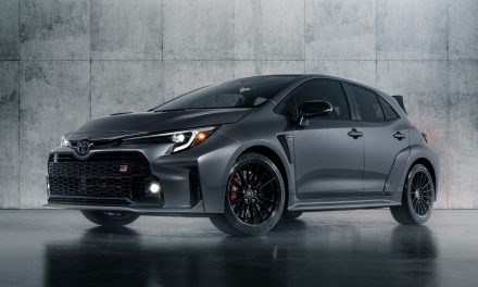 Toyota GR Corolla: Si Jinak-Jinak Merpati Yang Gahar