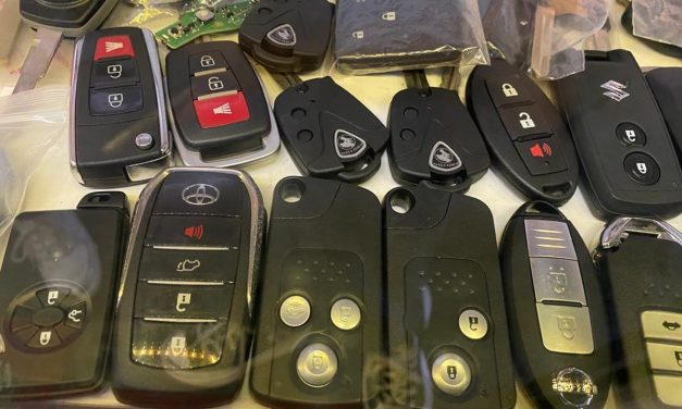 Bye Kunci Lawas! Ini Kelebihan Pakai Remote