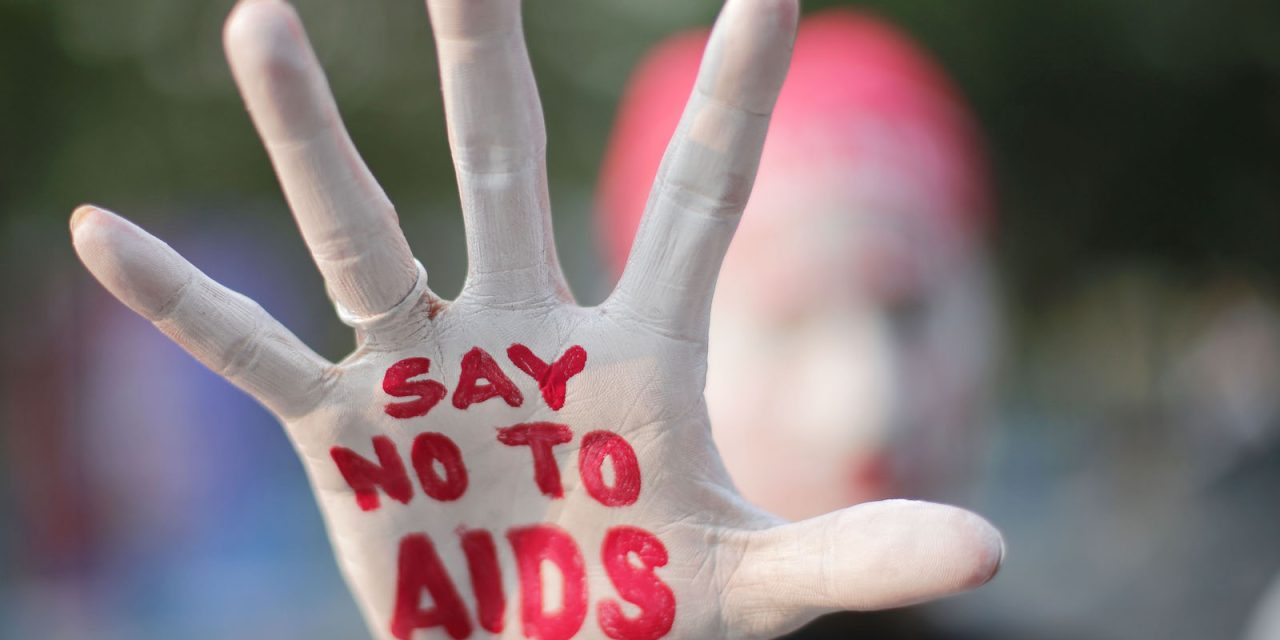 Melangkah Tanpa Henti Menuju Dunia Bebas HIV