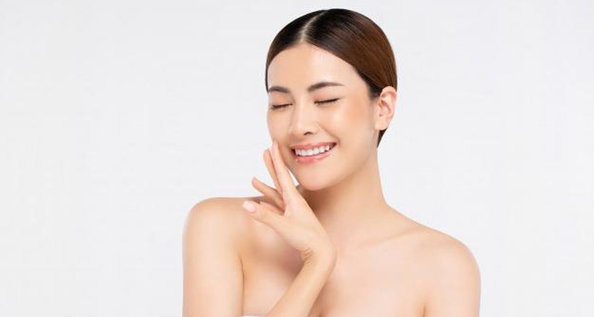 Mau Awet Muda? Pastikan Ada Kandungan Ini Di Skincaremu!